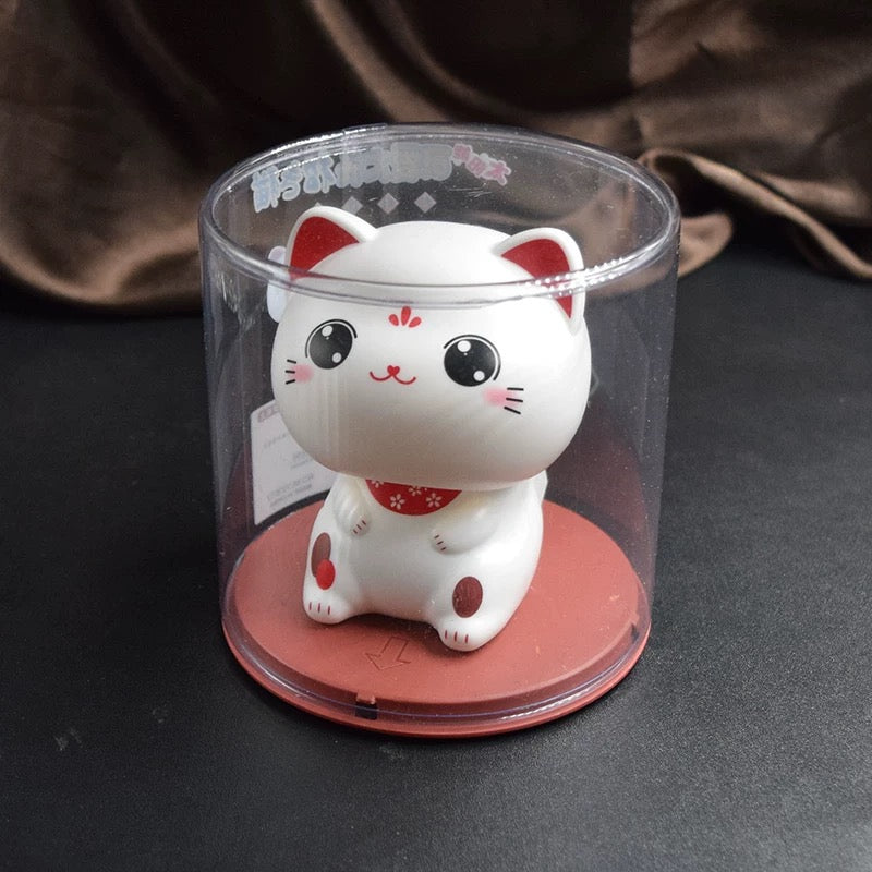 Gatto portafortuna movimento